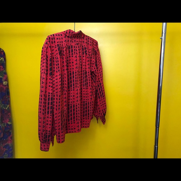 Silk Design - Picture 4 of 6